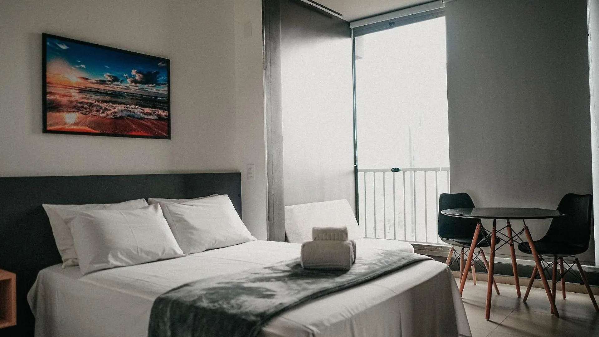 Studios Novissimos Com Piscina No Rooftop E Vista Para O Allianz Parque Sao Paulo